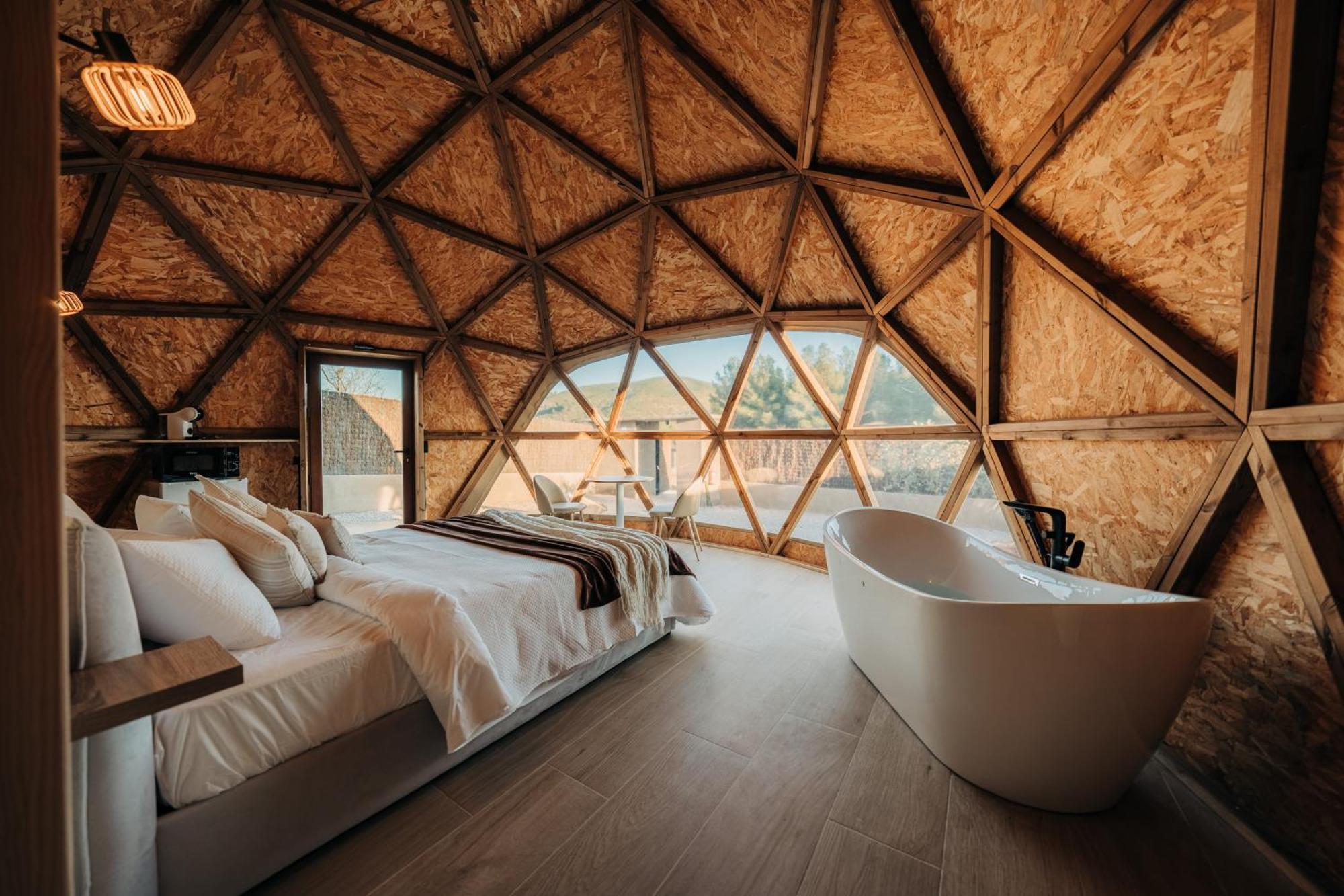 El Moli Glamping Hotel Adzaneta Luaran gambar